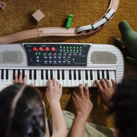 Music time on the classroom keyboard